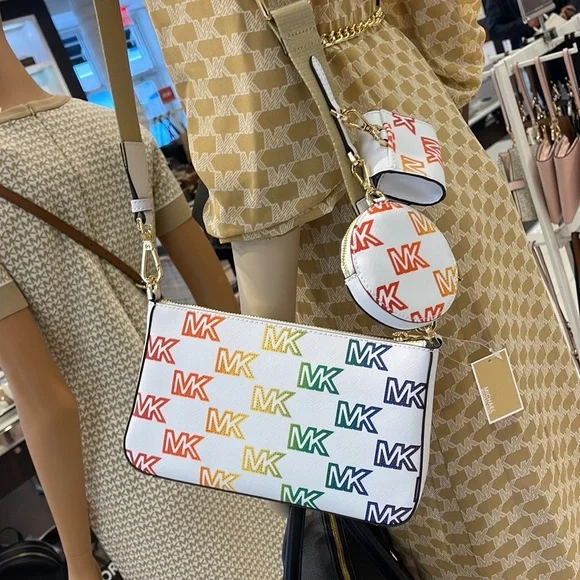 MICHAEL KORS JET SET TRAVEL SMALL SHOULDER CROSSBODY BAG WITH TECH ATTCH AIRPOD